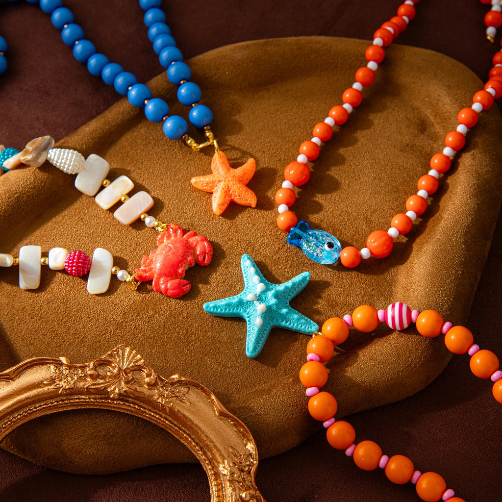 Fashion women's acrylic bead necklace, ocean style starfish crab fish pendant, resin summer vacation jewelry